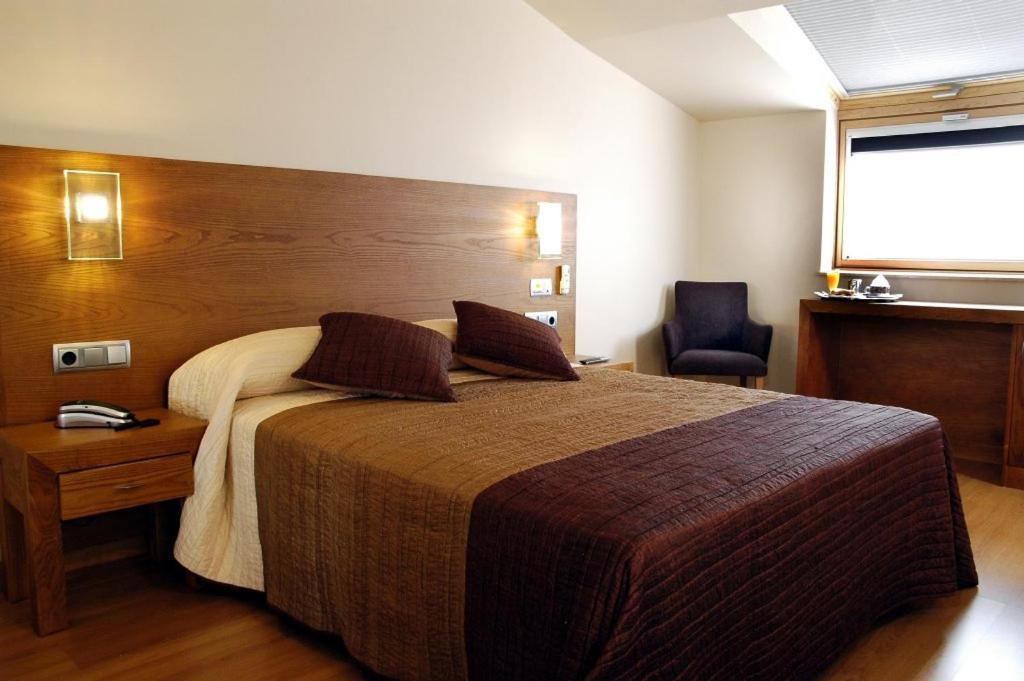 Hotel Puente De La Toja 오그로브 외부 사진
