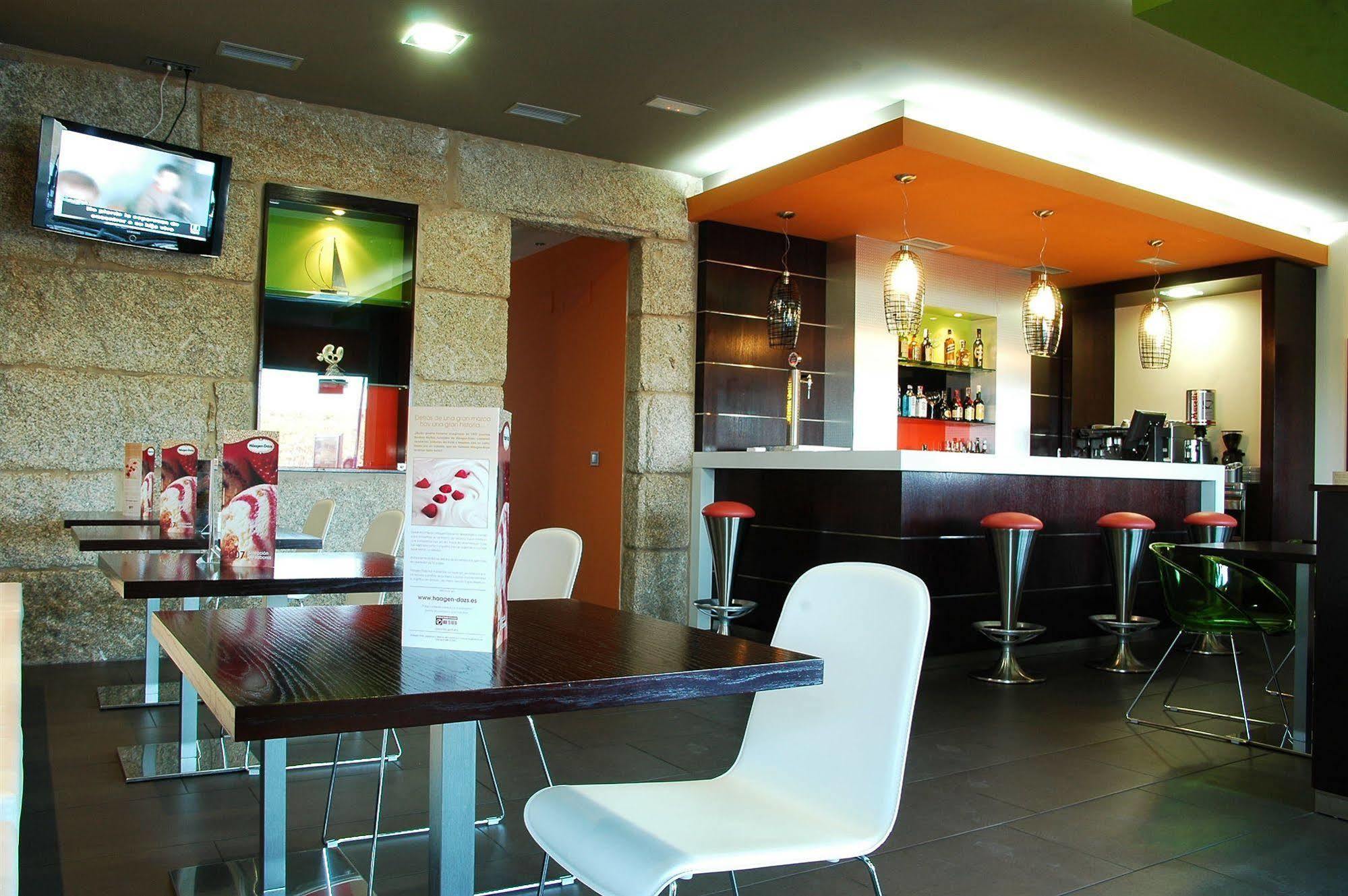 Hotel Puente De La Toja 오그로브 외부 사진